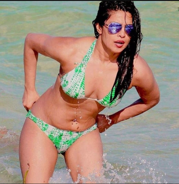 Priyanka Chopra Sexy photos